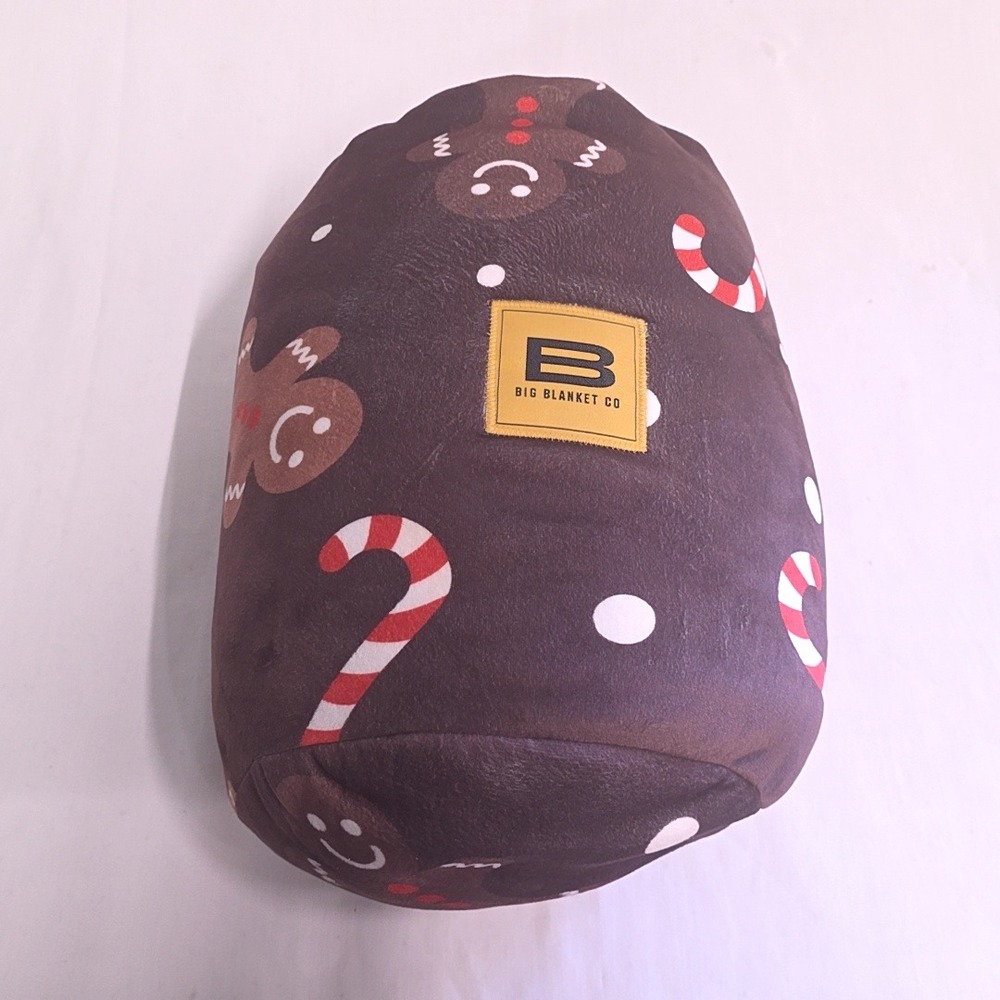 Big Blanket Co Wearable Blanket Unisex Brown Gingerbread Holiday Oversized